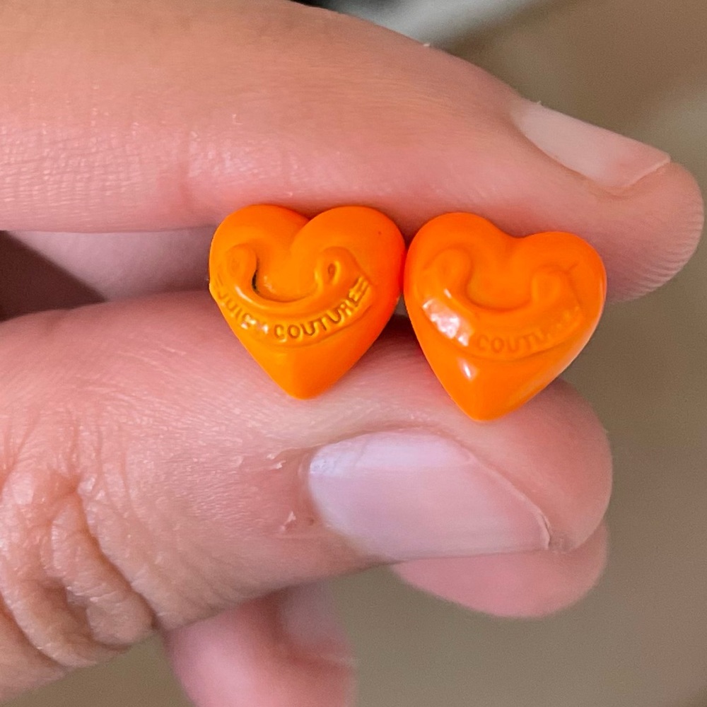 Juicy Couture Heart Earrings - Picture 3 of 4